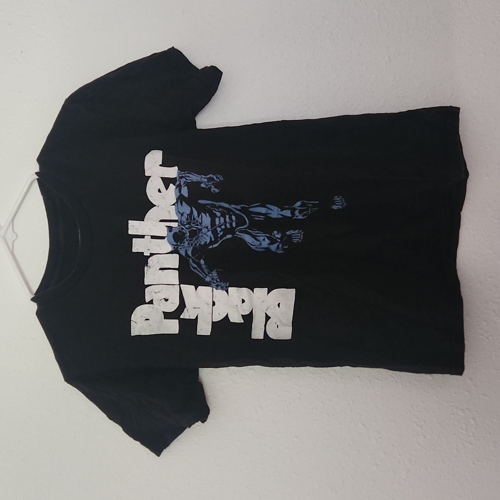 🪩 2/$15 // MARVEL: Black Panther Tee Shirt